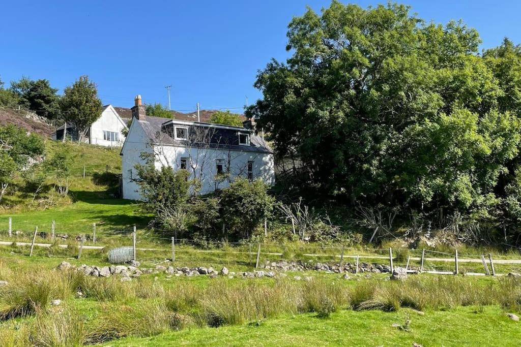 Beautiful Cottage In A Wonderful Highland Setting Drumbeg Exterior foto